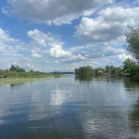La Mare Houseboat Hotell Nederhorst den Berg Exteriör bild