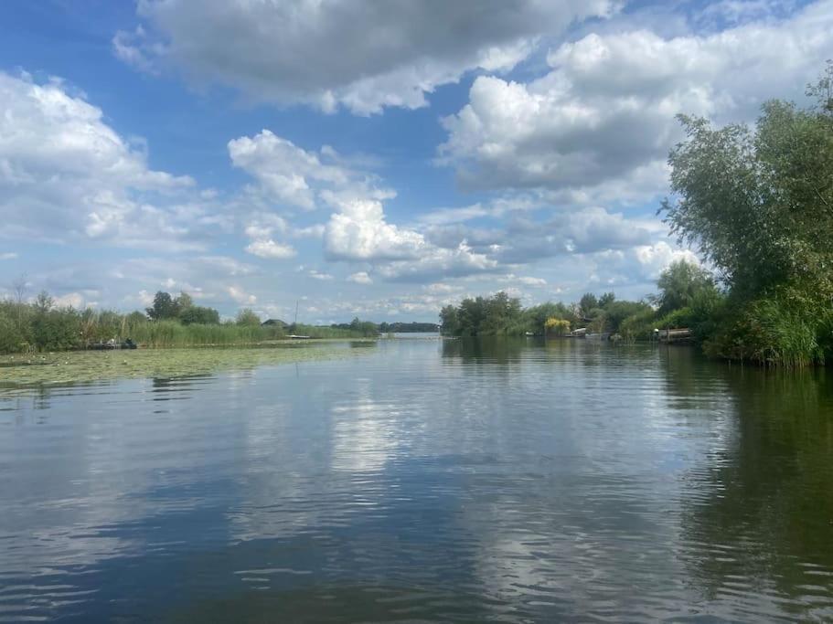 La Mare Houseboat Hotell Nederhorst den Berg Exteriör bild