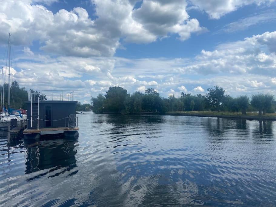 La Mare Houseboat Hotell Nederhorst den Berg Exteriör bild